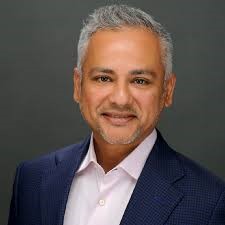 jdesai headshot